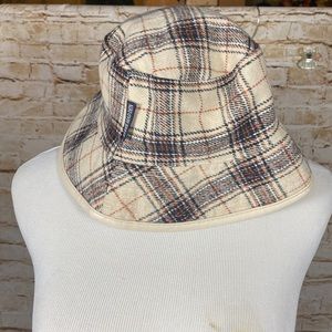 Steve Madden plaid bucket hat, reversible, water resistant